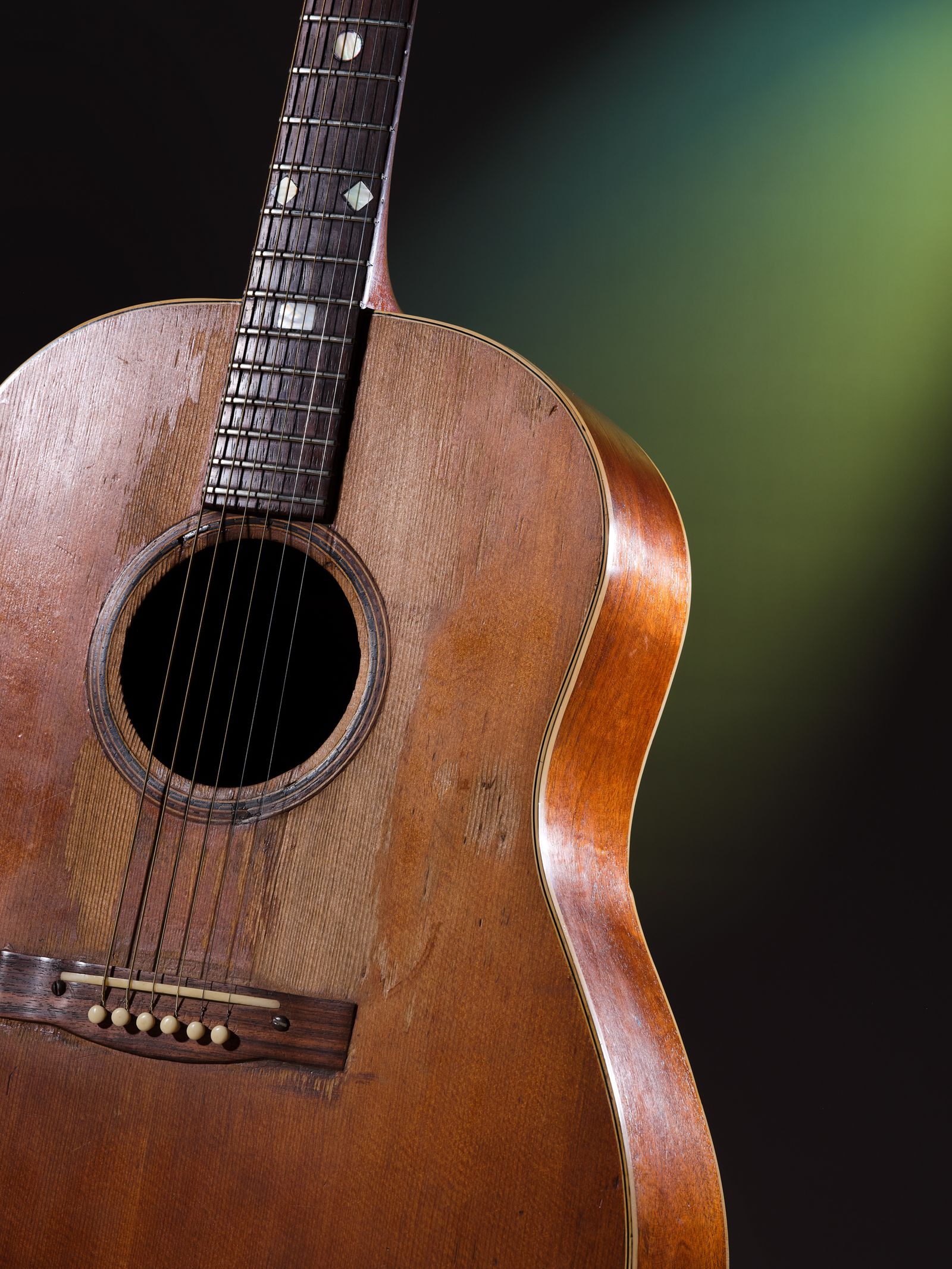 A Secret Trove of Rare Guitars Heads to the Met – ryan