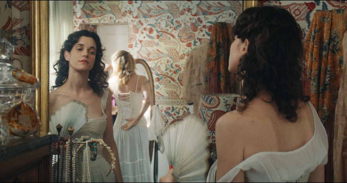 jane-austen-wrecked-my-lifestyles,-a-new-romantic-comedy
