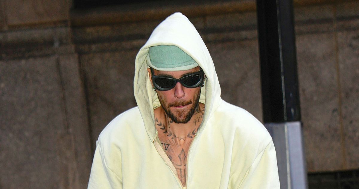 justin-bieber-retains-posting-by-means-of-it