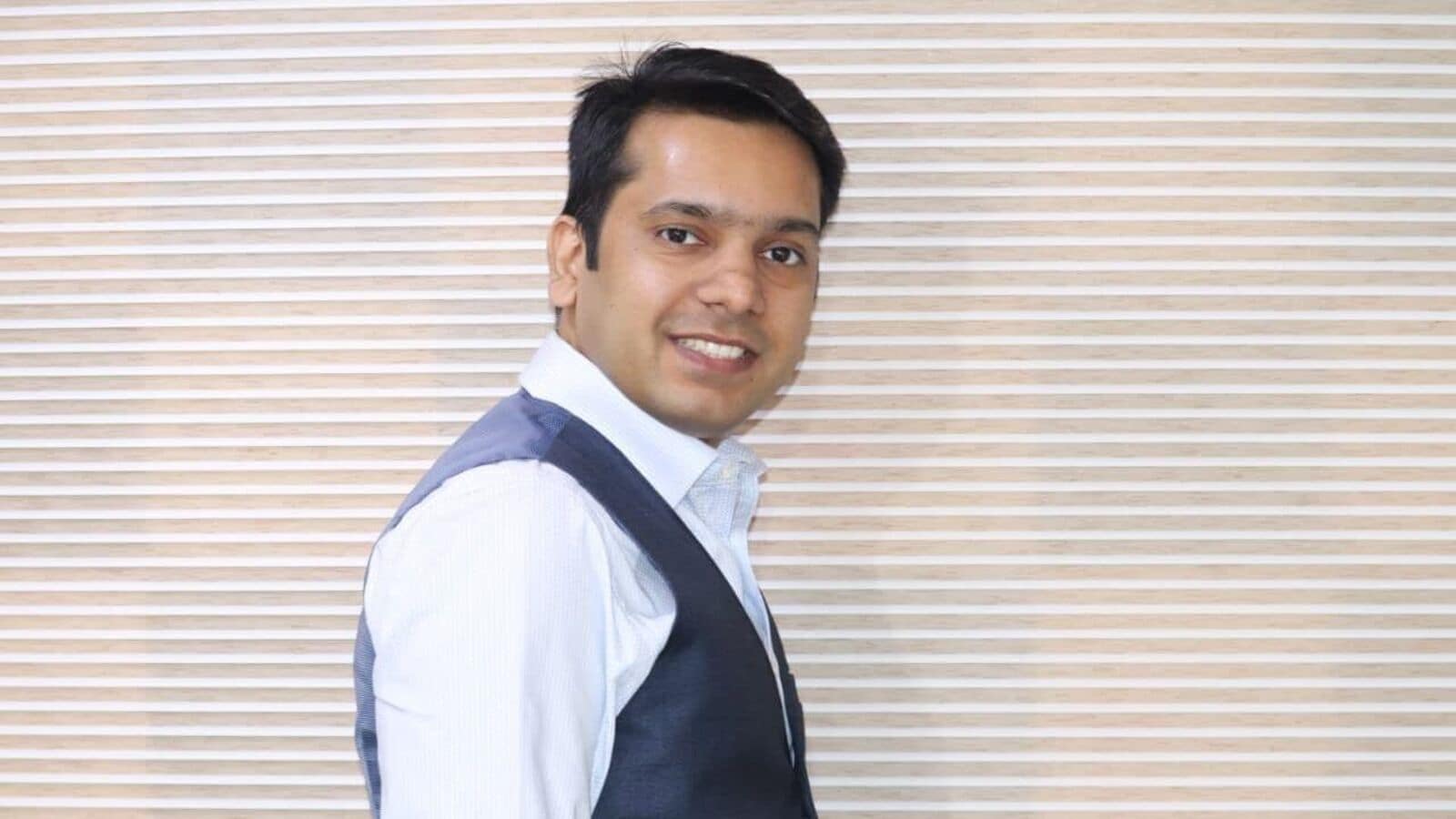 Buy or Sell: Sumeet Bagadia recommends three shares to buy on Monday – May 26, 2025 | Einsmark news