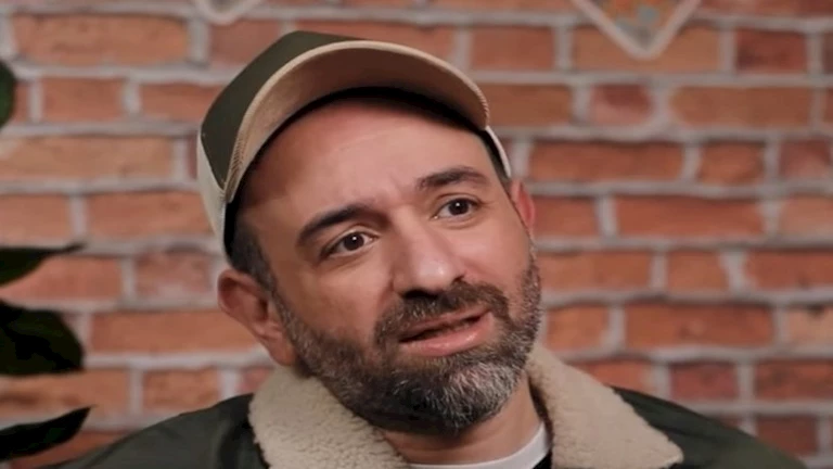 المخرج-عمرو-سلامة-يوجه-رسالة-لجمهوره-بعد-انتهاءعرض-برستيج