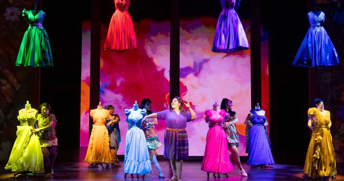 ‘Real Women Have Curves’ on Broadway – ryan