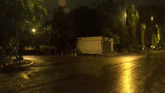 Again: Change again in Delhi-NCR, storm rain with strong wind; Thunderstorms in many parts of up – weather turned into heavy rains in Delhi with strong wind