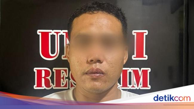 Acting ATM actor -mode to offer help in Western Jakarta was arrested while in action he
