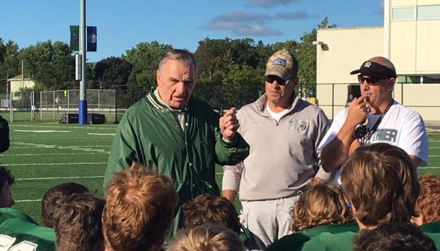 Longime New Trier Football Coach Eugene Cichowski Dies at 90 – ryan