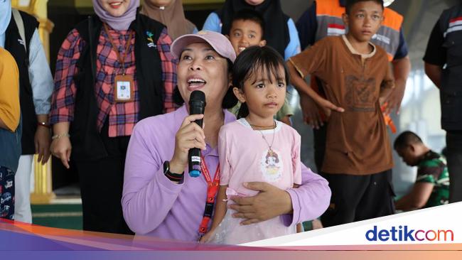 The Ministry of Social Affairs offers psychosocial services for the survival of earthquake in Bengkulu