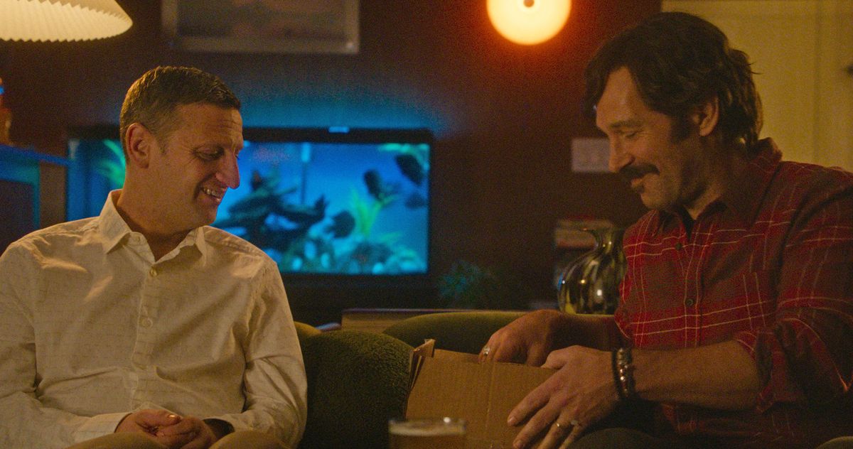 is-my-robinson’s-‘friendship’-a-pro-smoking-film?