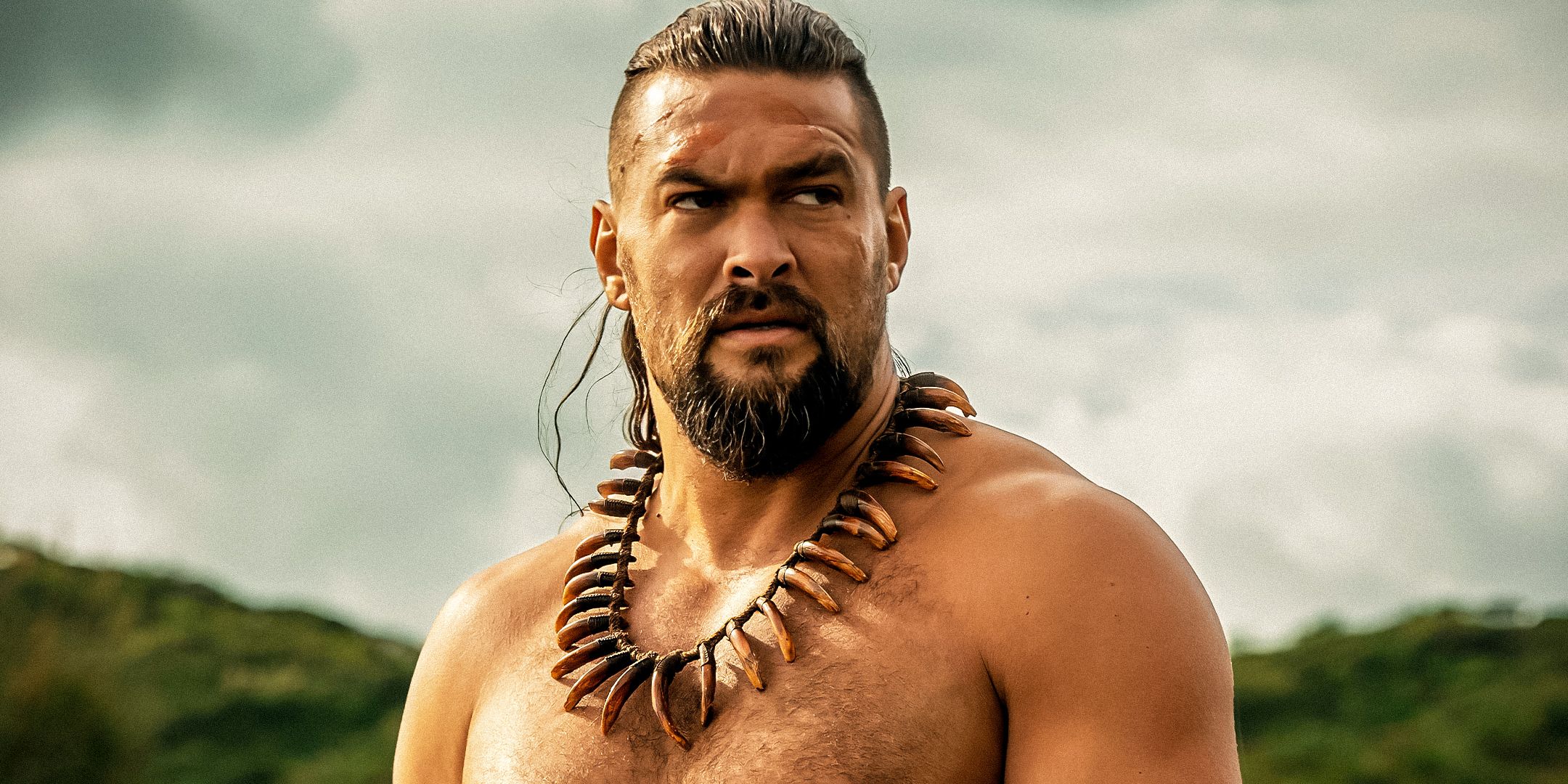 jason-momoa-leads-ancient-fable-sequence-with-spirited-battles-&-a-fight-with-a-shark