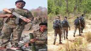 A top Naxalite leader of Rs 10 Lakh was killed in Jharkhand, another 24 surrendered