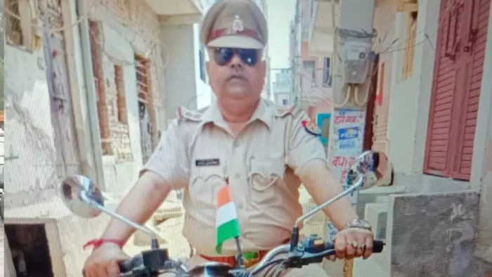 Action took place in the case of the death of the inspector and the screws attached to the contractor; Si died in ruins
