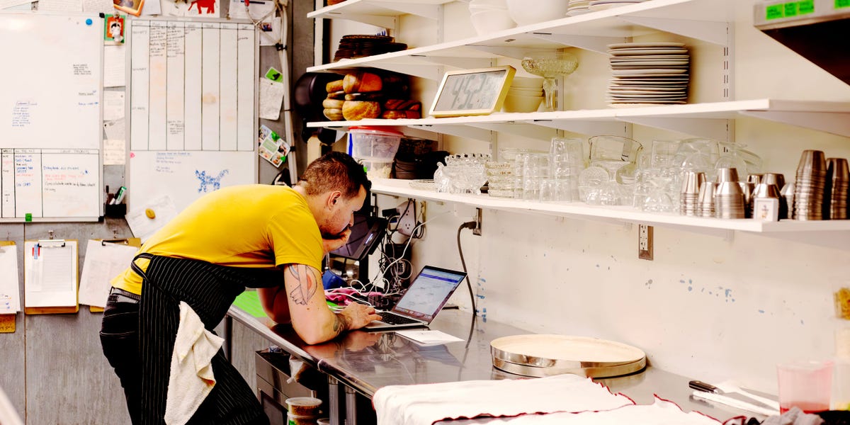 a-restaurant-in-idaho-prioritized-employs-neatly-being-it-paid-off.