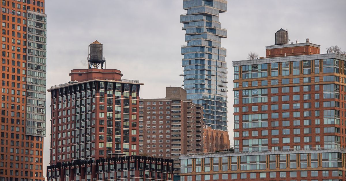 nyc-luxury-rental-buyers-are-settling-for-leases