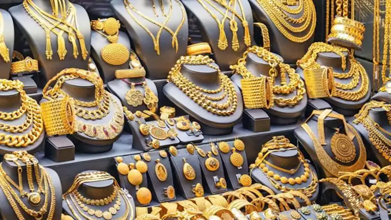 انخفاض-سعر-الذهب-اليوم-في-مصر-بداية-تعاملات-الجمعة-23-5-2025