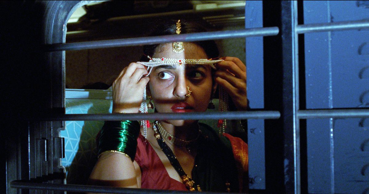 Sister Midnight, Comedy, Drama, and Horror in Mumbai – ryan