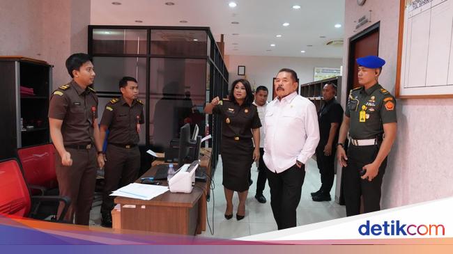 Comments from the Attorney General for Handling Affairs at the South Jakarta Kejari