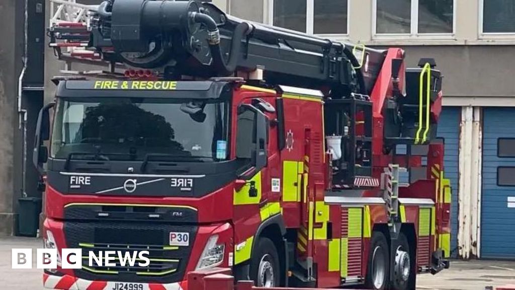 jersey-firefighters-fundraise-in-memory-of-bitster-colleagues