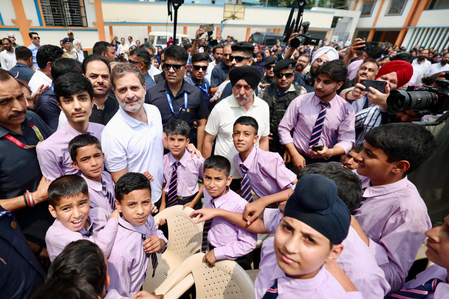 Poonch: Rahul Gandhi met the families of Pakistani shooting, ensured all possible help