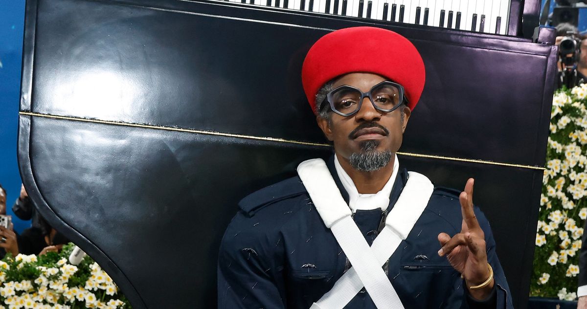 André 3000 dropped a piano album to go with his piano Outfit – ryan