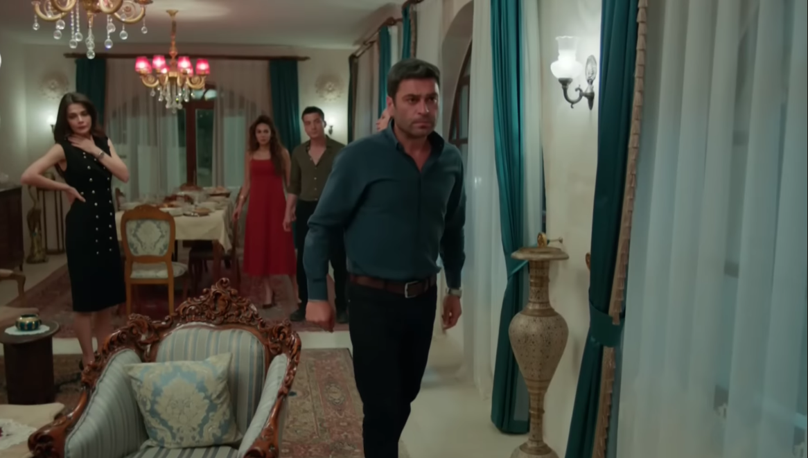 مسلسل المدينة البعيدة الحلقة 27 .. علياء تقرر البقاء في القصر – ryan