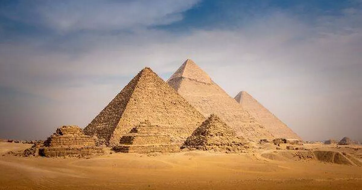 egypt’s-‘disappointing’-pyramids-of-giza-to-undergo-38m-revamp
