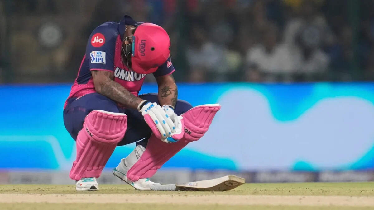 This player drowns crores of Rajasthan Royals, one run of so lakhs, hit badly
