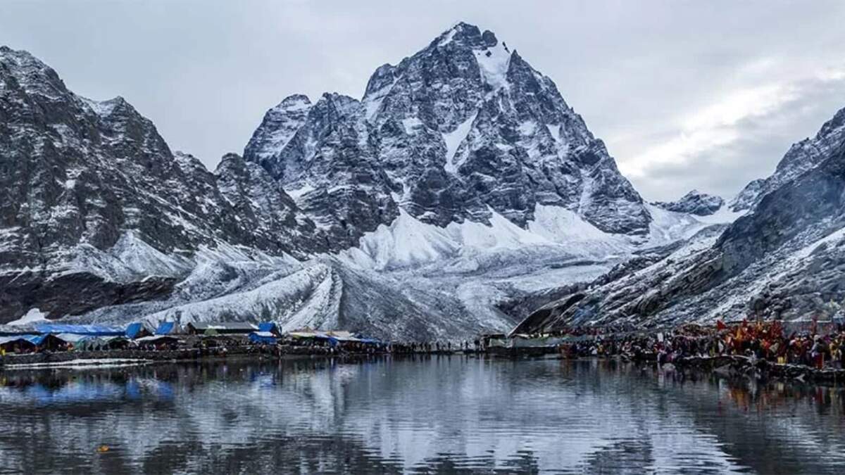 Where is Manimahesh Kailash? Like Mansarovar, there is also a saint lake, Lord Shiva made this place before marriage