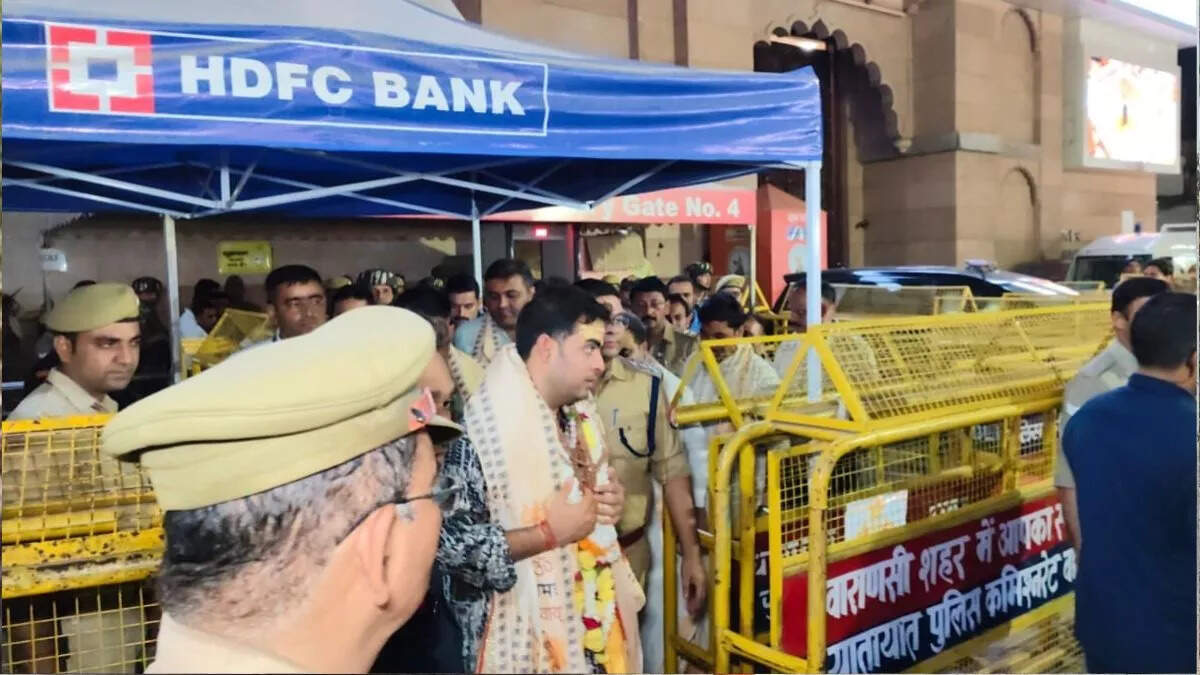 Akash Ambani suddenly reached Kashi Vishwanath Dham, to Darshan, donated so many rupils of rupees