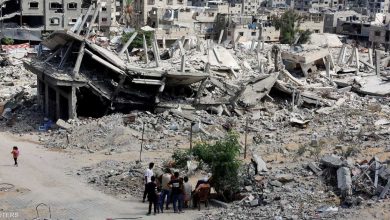 microscopic-print-of-a-proposal-to-witkouf.-how-did-the-gaps-between-israel-and-hamas-block?