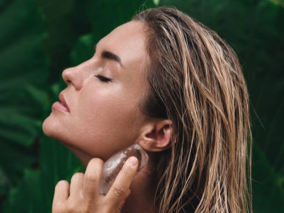 Make ice bowl at home for glowing skin