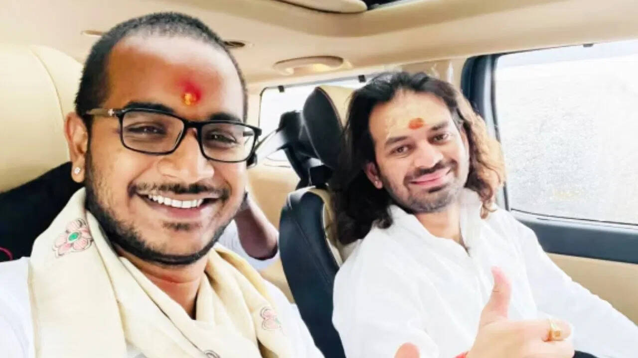 Tej Pratap has now tried to isolate Anushka Yadav’s brother Akash Yadav, Paras from RLJP