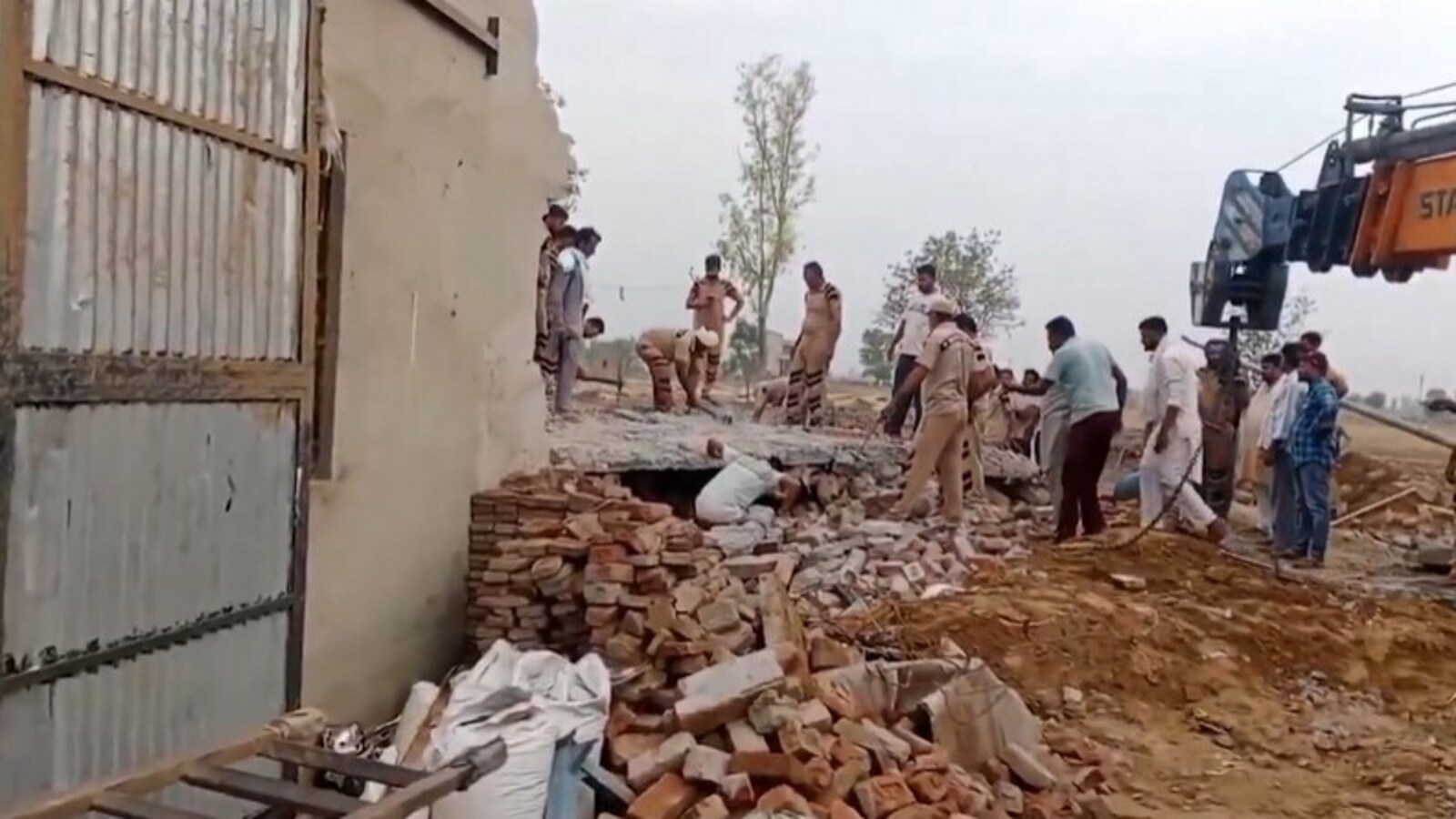 Punjab News: 4 dead, more than 20 injured after explosion at Firecracker Factory in Sri Muktsar Sahib | Today news