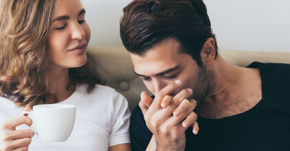 Do you know the difference between old love and modern love in the video? Know how much love changed to chat and story to chat?