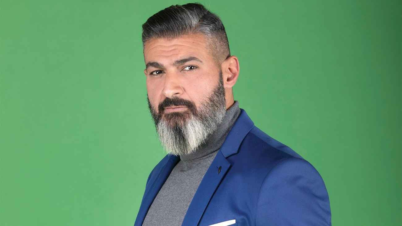 ياسر جلال يحتفل بتخرج ابنته. – ryan