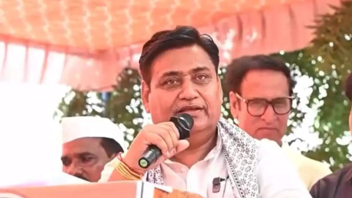 Dotasara directed for the spread of Vermilion of BJP’s home to home, know in the video – don’t do some dialogues, we have to take revenge