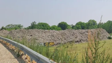 Is there a viewer? The mountain garbage made on the banks of the Ganges will dissolve in the rain in the canal; Also fly with air -ganga channel pollution threat in muzaffarnagar abrasions