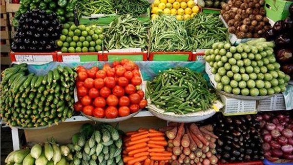 الليمون-سعره-مش-بينزل-والبطيخ-نزل-النص-….-قائمة-أسعار-الخروات-والفواكه-اليوم-الثلift-29/أبريل/2025-–-09:fifty-three-ص