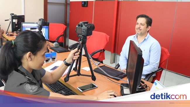 New rules, are foreigners obliged to expand a residence permit