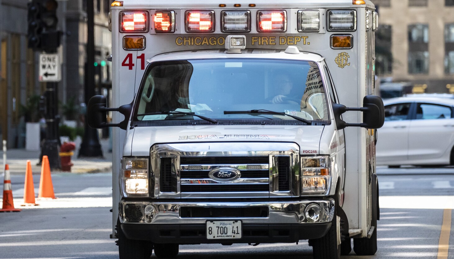16-year-old-boy-critically-wounded-in-south-chicago-drive-by