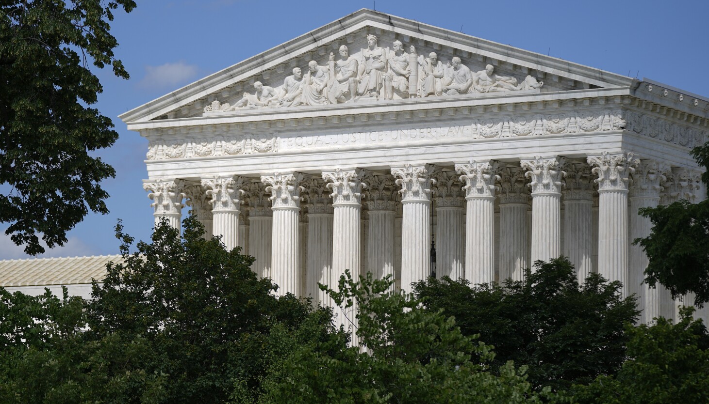 Venezuelans in illinois could be deported after supreme court allows trump to strip protected status – ryan
