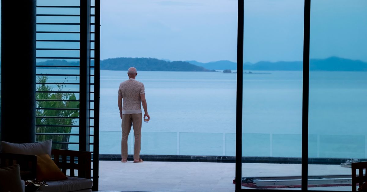 we-stumbled-on-greg-gare’s-‘white-lotus’-villa-filming-areas