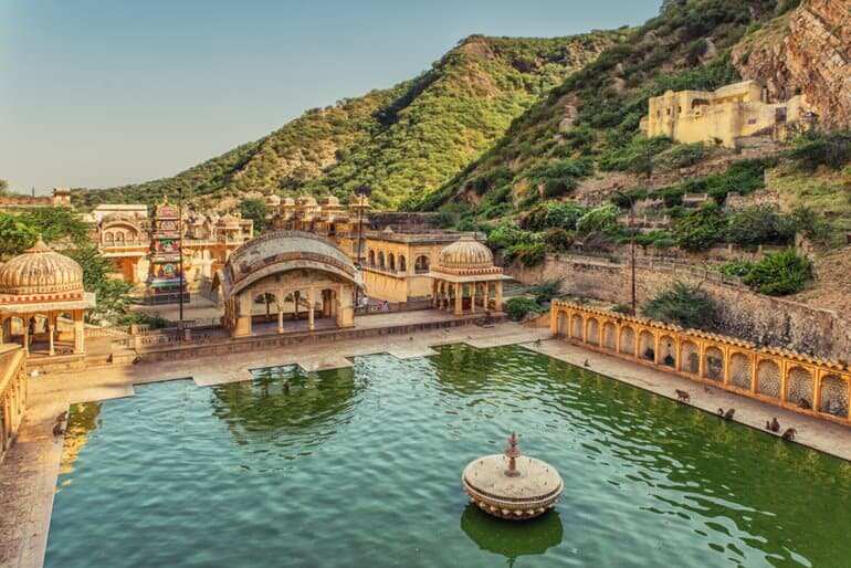 In the video is the mystery of GATATA JI TEMPLE OF JAIPUR, where the uninterrupted flame is constantly burning for the past 500 years