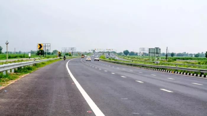 Lucknow -Kanpur Expressway will be ready within 82 days. Nhai made this big claim – Lucknow Kanpur Expressway 90 percent complete travel time reduced to 40 minutes