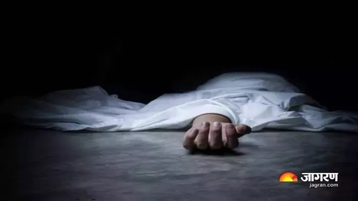 The body of a woman was stirred due to the death of a woman in the new terminal building of Patna Airport