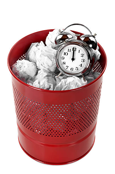 8 habits destroy precious time