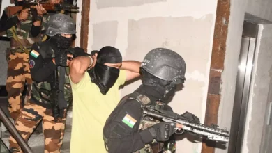 MOCK BOR: Six terrorists entered the mall, two stacks in the meeting, bomb blasts caused a stir … police came into action – mocked bore six terrorists had a shopping mall killing two in the explosion