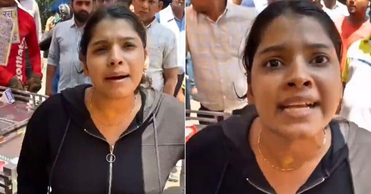 “To talk in marathi!” The girl spoke Hindi, the person started fighting when he heard got an appropriate answer!