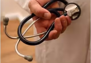In the name of admission to medical colleges in Noida, crores were cheated by students, gang arrested