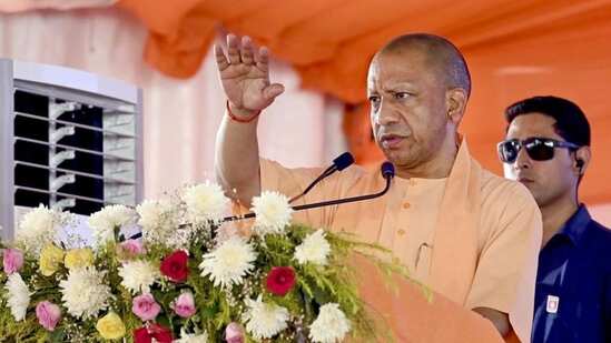 Up CM Yogi Adityanath Order maximum vigilance in zoos amid the danger of bird flu