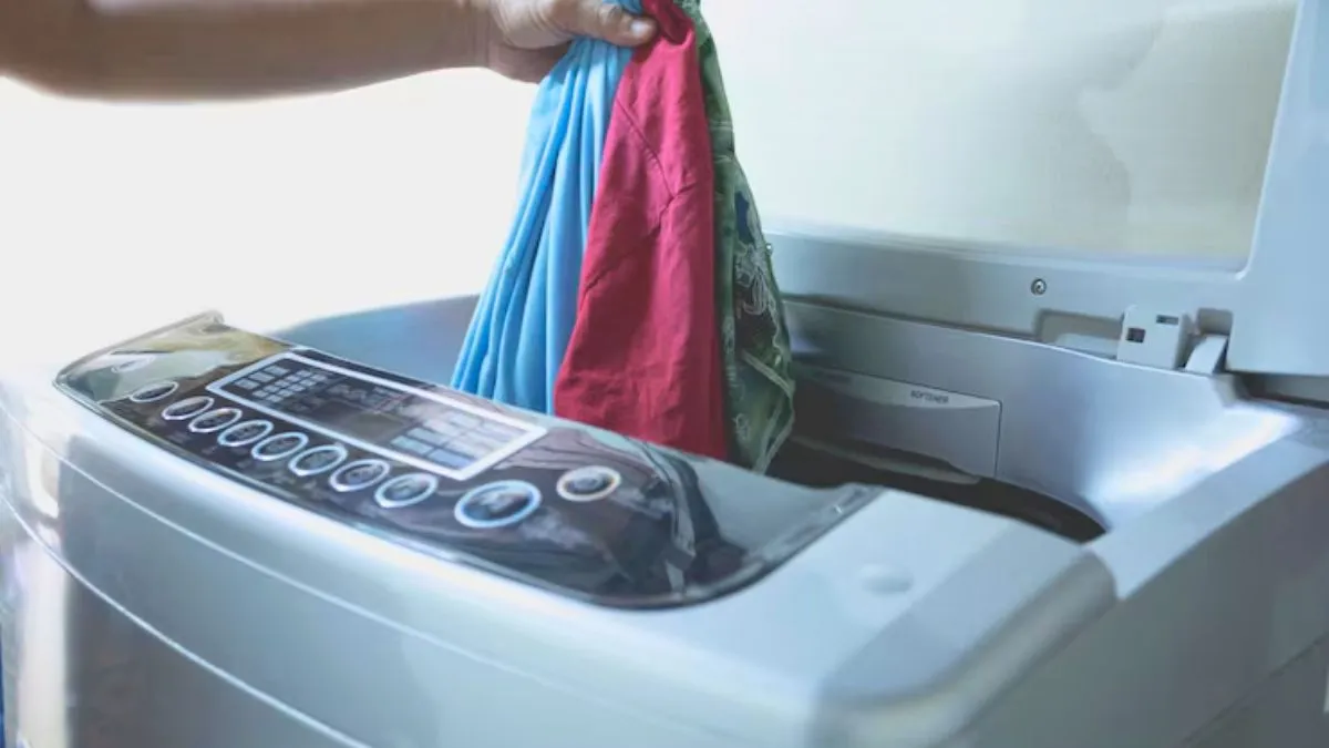 Which was 7.5 kg washing machine is good for the monsoon season? Of LG, Samsung and other brands