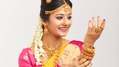 Why give gold jewels in marriage?
